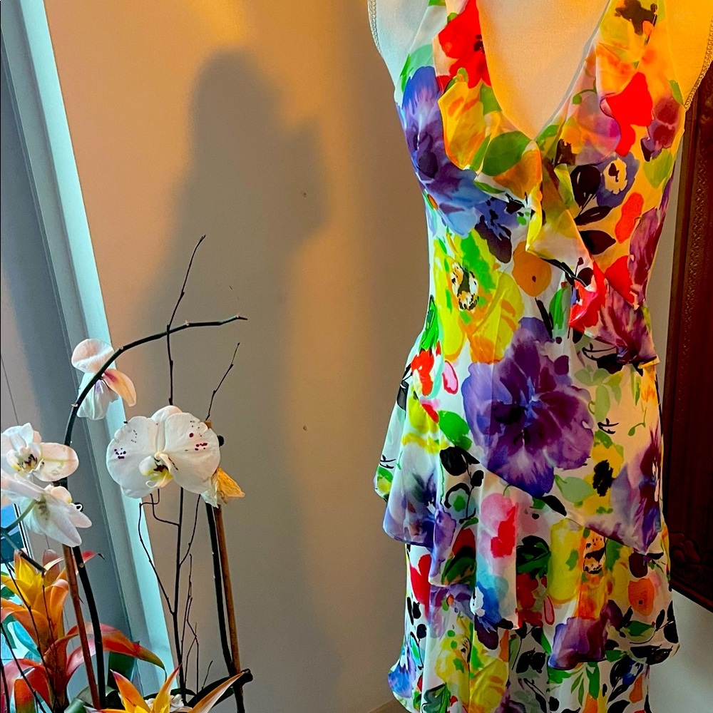 Lauren by Ralph Lauren lady springtime dress